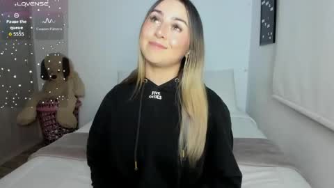 Sofi online show from 04/11/26, 12:59