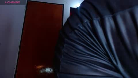 Sophia online show from 10/18/25, 02:14