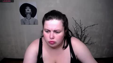 sophia__olsen online show from 09/12/25, 05:18