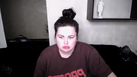 sophia__olsen online show from 10/15/25, 05:40