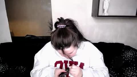 sophia__olsen online show from 10/23/25, 05:40