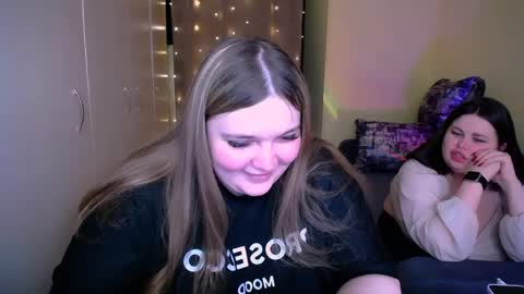 sophia__olsen online show from 05/26/26, 05:36