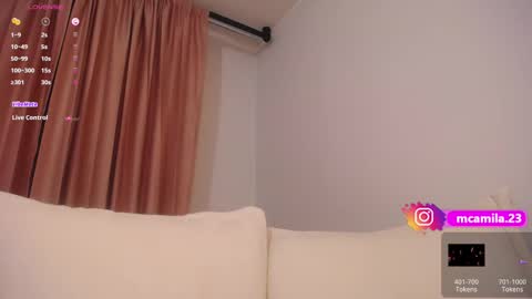 Snapshot of sophia_bones chatting on 02/14/25, 10:25 SophiI online show from 02/14/25, 10:25