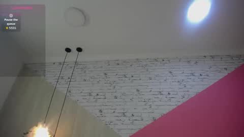 sophia_brunette21 online show from 12/04/25, 11:19