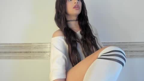 Sophia online show from 09/25/25, 09:40