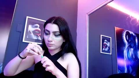 sophia hottie online show from 02/25/25, 05:47