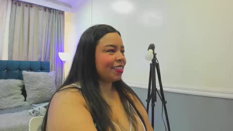 Sophia  online show from 11/23/25, 01:44