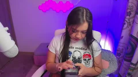 sophia_grants online show from 01/28/25, 01:50