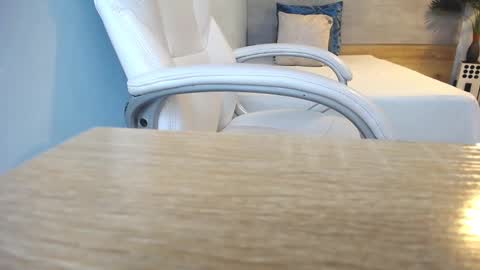 Sophia  online show from 12/31/24, 12:46