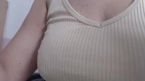 Sophia  online show from 11/01/25, 07:49