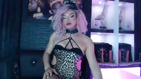 sophia_hott01 online show from 01/08/26, 12:40
