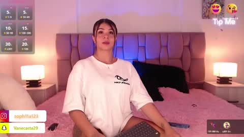 Snapshot of sophia_karsonn chatting on 01/10/25, 10:15 Sophia Carson online show from 01/10/25, 10:15