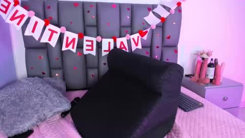 Sofia  online show from 02/13/25, 05:01