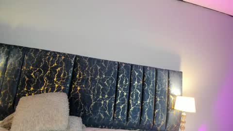 Sofia  online show from 09/15/25, 01:33