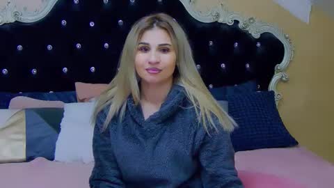 Snapshot of sophia_smith4146 chatting on 02/12/25, 01:41 sophia smith4146 online show from 02/12/25, 01:41