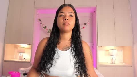 Snapshot of sophia_stonne chatting on 01/28/25, 11:49 S O P H I A online show from 01/28/25, 11:49