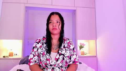 Snapshot of sophia_stonne chatting on 02/11/25, 11:43 S O P H I A online show from 02/11/25, 11:43