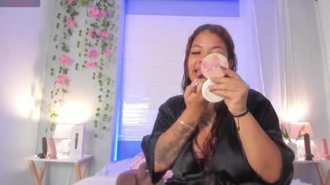 Snapshot of sophia_stonne chatting on 09/17/25, 11:45 S O P H I A online show from 09/17/25, 11:45