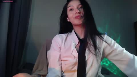 Sophia online show from 05/11/26, 05:02