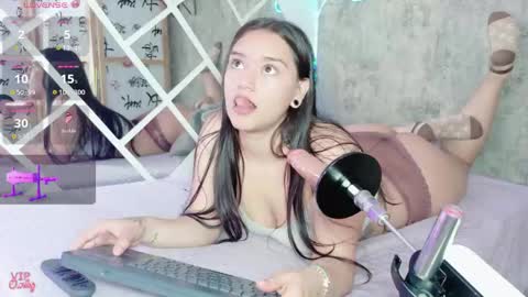 Snapshot of sophia_xoxo1 chatting on 05/07/26, 02:22 Sophie online show from 05/07/26, 02:22