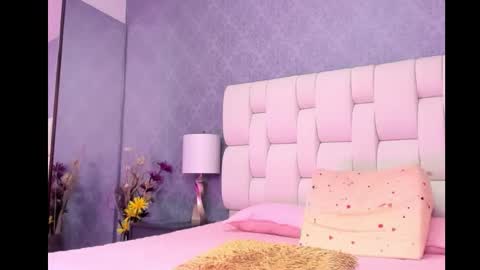 sophiaa10 online show from 03/09/26, 07:29