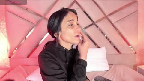 Sophia Paris online show from 04/12/26, 03:11