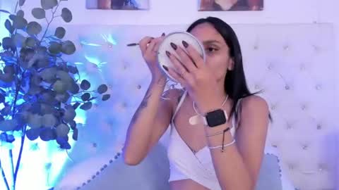 Snapshot of sophiaa_paris chatting on 07/12/26, 02:57 Sophia Paris online show from 07/12/26, 02:57