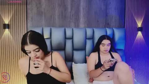 Snapshot of sophiaa_taylor_ chatting on 07/07/26, 04:26 online show from 07/07/26, 04:26