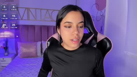 Sophie Hill  online show from 10/21/25, 08:20