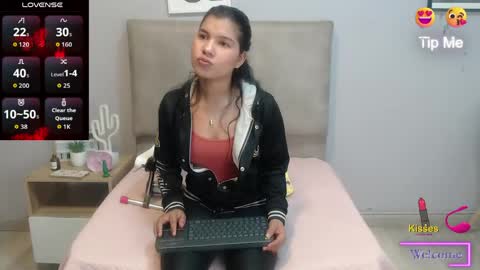 Snapshot of sophiabedford chatting on 04/20/26, 01:03 Sophia Bedford online show from 04/20/26, 01:03