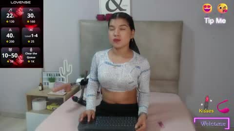 Snapshot of sophiabedford chatting on 04/21/26, 02:34 Sophia Bedford online show from 04/21/26, 02:34