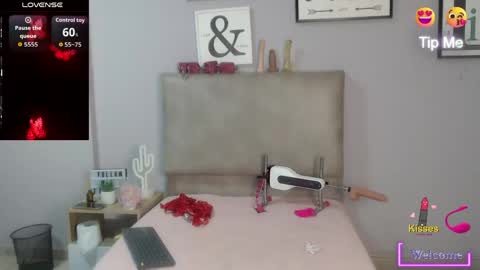 Snapshot of sophiabedford chatting on 04/24/26, 03:14 Sophia Bedford online show from 04/24/26, 03:14