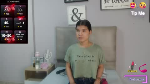 Snapshot of sophiabedford chatting on 05/02/26, 12:54 Sophia Bedford online show from 05/02/26, 12:54