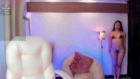 --Sophi-- online show from 03/31/26, 12:05