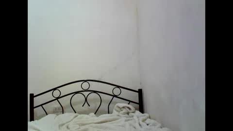 sophialaurel online show from 09/11/25, 03:23