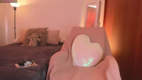    online show from 06/11/26, 11:30