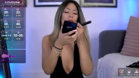 Sophie online show from 03/30/26, 03:18