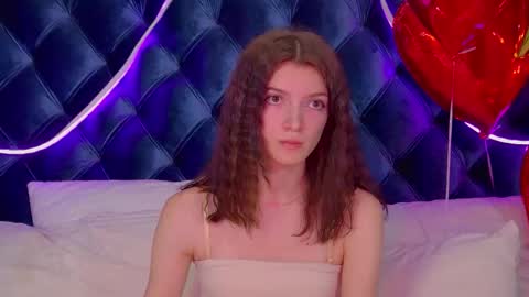 SophiaProve online show from 11/16/25, 04:34