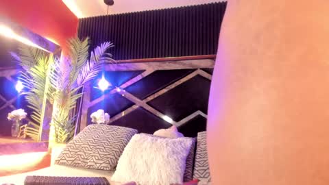 SophiaSmiths online show from 02/27/25, 08:31