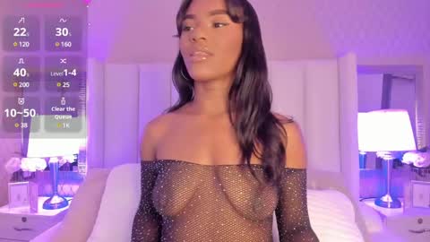 SophiaSmiths online show from 03/10/25, 09:18