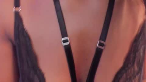 SophiaSmiths online show from 01/18/26, 04:22