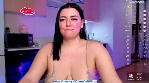 Sophia online show from 02/02/26, 07:01