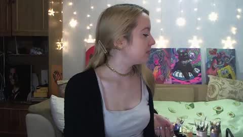 Snapshot of sophiasonata chatting on 12/04/24, 02:37 SophiaSonata online show from 12/04/24, 02:37