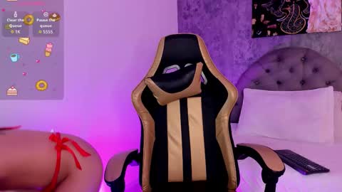 Sophia  online show from 01/16/26, 02:21