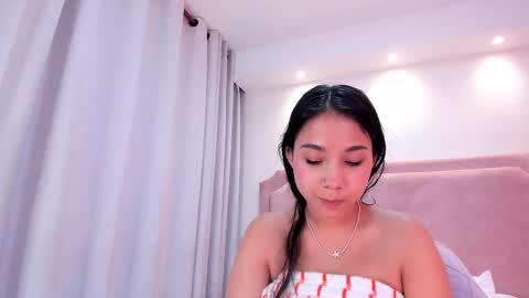 SOPHIA online show from 02/26/25, 07:38