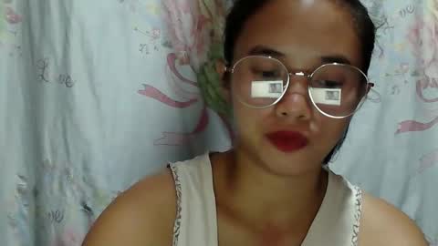 sophie_193 online show from 03/27/26, 06:40