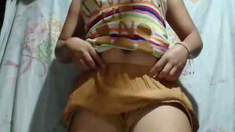 sophie_193 online show from 05/21/26, 06:48