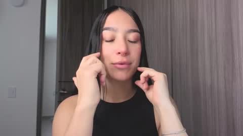 Sophie  online show from 09/16/25, 01:45