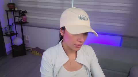 Sophie  online show from 02/13/26, 07:43