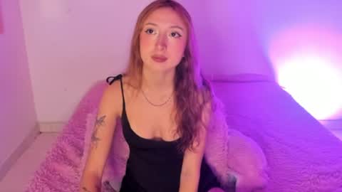 Snapshot of sophie_collins13 chatting on 07/10/26, 06:50 Sophie online show from 07/10/26, 06:50